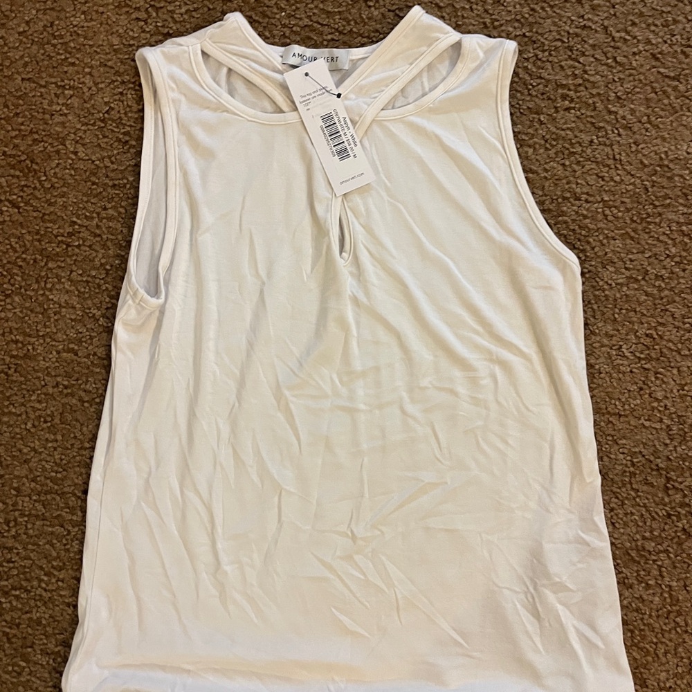 NWT Amour Vert White Sleeveless Cut Out Tank Top Size M Sustainable USA Minimal